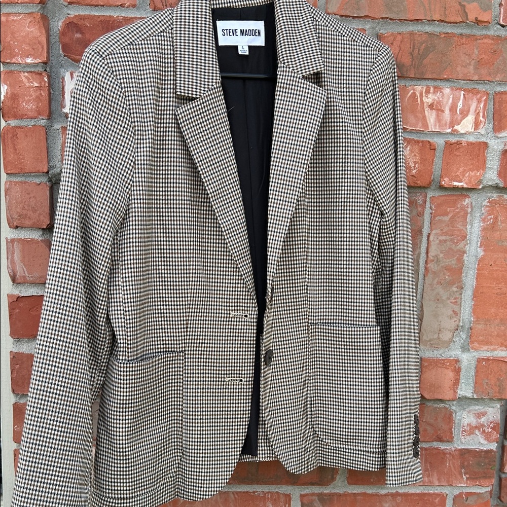 Steve Madden Women's Tan and Black Checkered Blazer